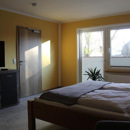 Vorsicht Hotel Deyelsdorf エクステリア 写真