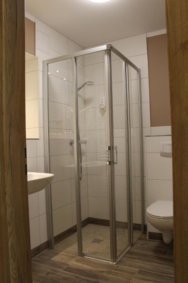 Vorsicht Hotel Deyelsdorf エクステリア 写真