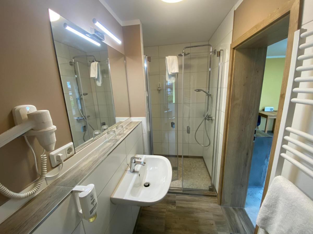 Vorsicht Hotel Deyelsdorf エクステリア 写真