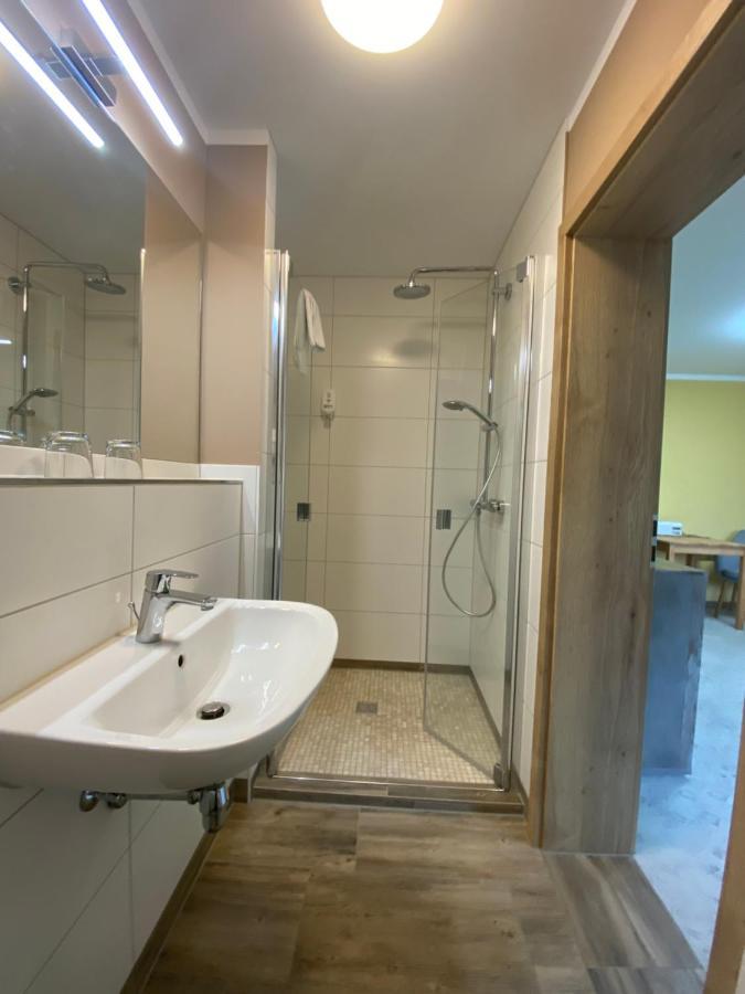 Vorsicht Hotel Deyelsdorf エクステリア 写真