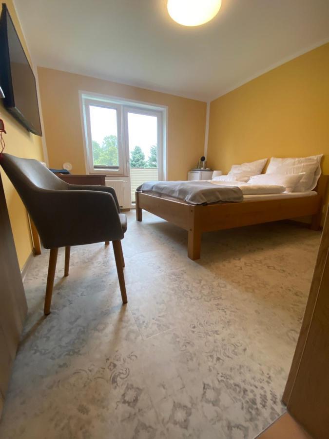 Vorsicht Hotel Deyelsdorf エクステリア 写真