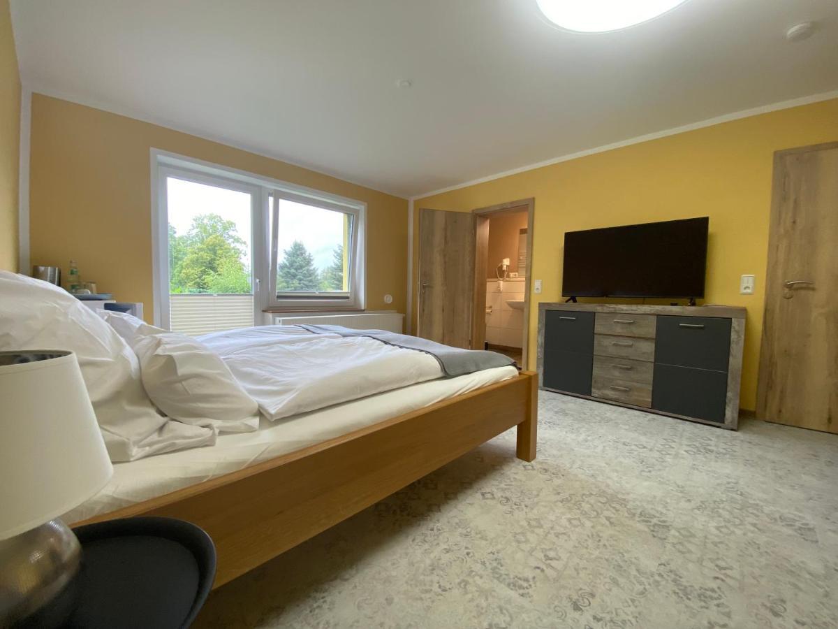 Vorsicht Hotel Deyelsdorf エクステリア 写真